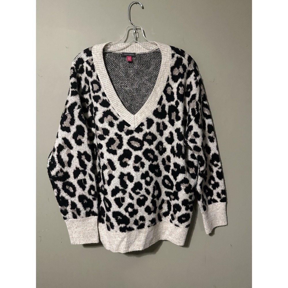 Vince Camuto Black and White V-Neck Sweater - Size Medium- Leopard Print, Winter